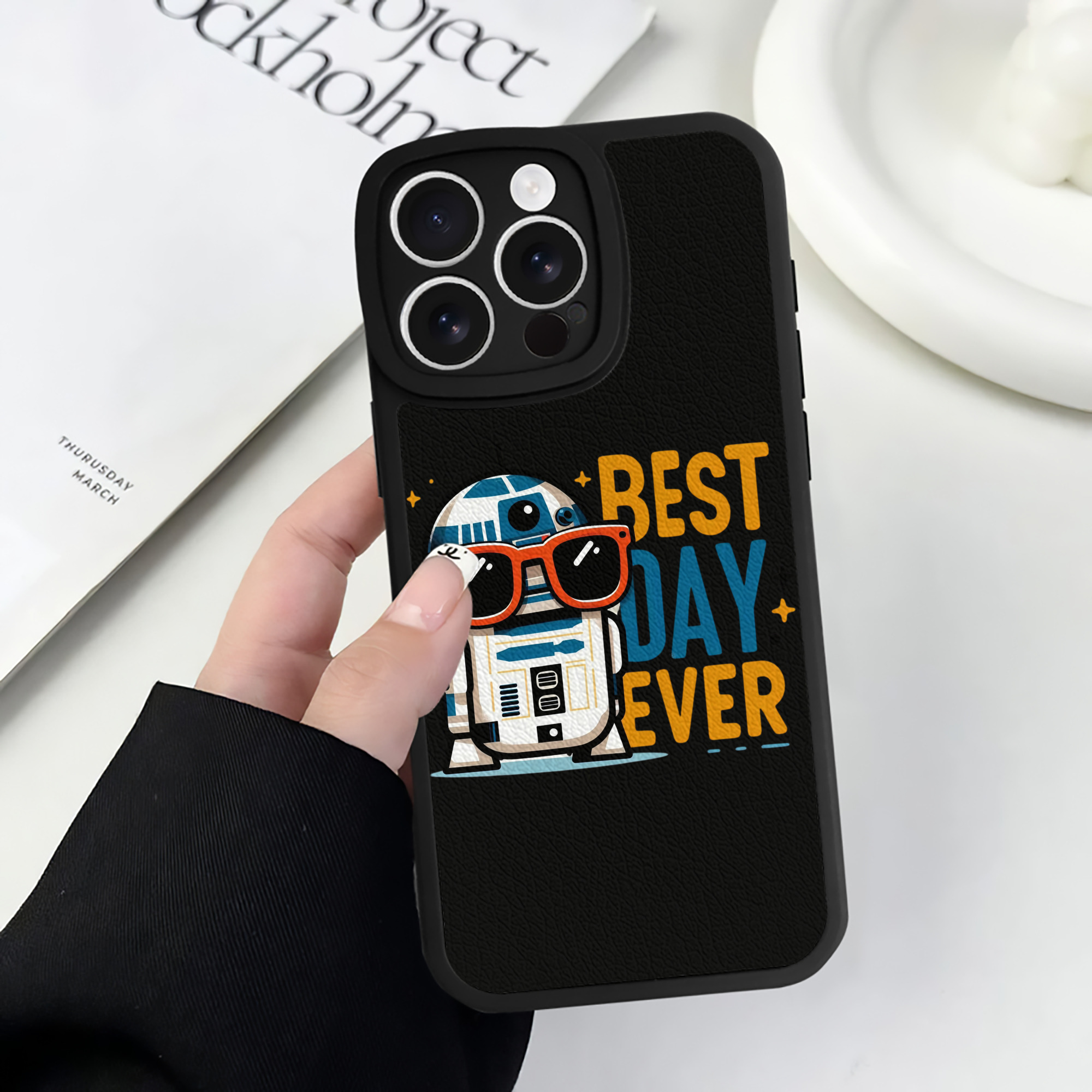 （画像用） スター・ウォーズ Star Wars 【iPhone 16シリーズ対応】シリコンスマホケース（レザー調） 材質：シリコン